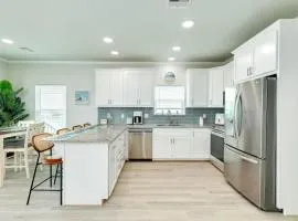 Ocean Views Jetty Access & Family Fun