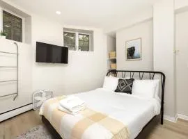Back Bay Simple Studio Apartment