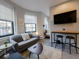 Spacious Studio Prudential Area