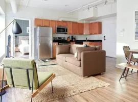 Cozy 2 Bed in Boston FIDI District