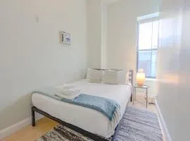 Almost there 4bed 2bath Apartment in Downtown