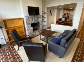 Wonderful Fenway 3 Bed 2bath Steps from Fenway Park
