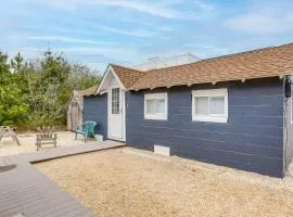 Steps to Surf City Beach Pet-Friendly Cottage!
