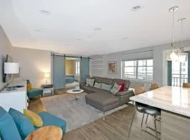 Hotel District Downtown ATL 1 Bedroom Condo