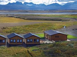 Fishing Lodge Hálsakot、Sleðbrjóturの駐車場付きホテル