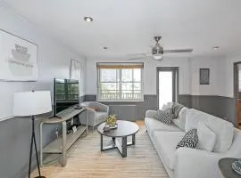 Downtown 1 Bedroom High Rise Condo with Balcony