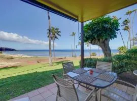 Oceanfront Condo with Pool Access on Molokai!