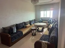 APPARTEMENT MODERNE, 5 Min à pied PLAGE TAMARIS, 9 couchages