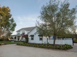 ONX WINES - Clark House Apartment