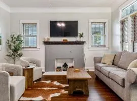 Fifth Street Retreat by StayLage