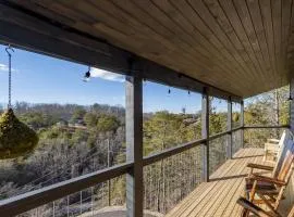 3 BR Home with Hot Tub and Mountain Views