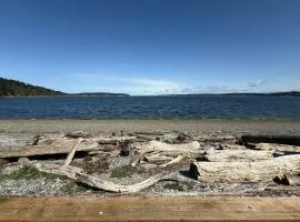 Water's Edge at Dines Point