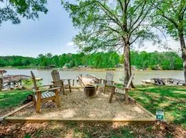 Pet-Friendly Paradise with Private Dock in Lexington