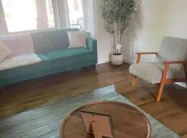 Stylish City Unit 4Bd Nottingham