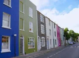 Spacious 4 bed house, near the beach