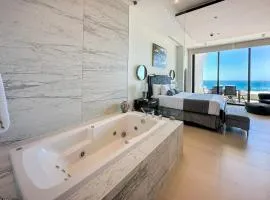 2BR Sandy Beach Beachfront Getaway