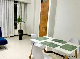 Nuevo Lanzamiento, Urbanizacion San Andres, frente a parque
