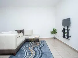 Appartement Moderne & Confortable Proche Aéroport Léon-Mba, Libreville