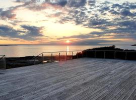 Unwind on your private island in the Baltic Sea, cottage in Jomala