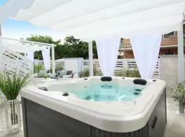 Mare Mosso apartment with private jacuzzi