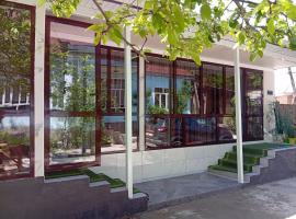 Modern Homestay, hotel v destinaci Arslanbob