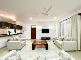 4-bedroom Exquisite villas in Vipingo