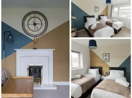 Great for Contractors & Families & Free Parking!