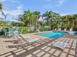 Pink Palm Bungalow, hotel i Anna Maria