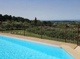 Gîte Paradizu, vue imprenable en Provence