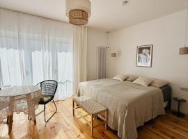 powiew - adults only b&b pensjonat noclegi Świnoujście - Unterkunft Swinem&uuml;nde - guesthouse tennis garden breakfast at baltic sea, &pi;&omicron;&lambda;&upsilon;&tau;&epsilon;&lambda;έ&sigmaf; &xi;&epsilon;&nu;&omicron;&delta;&omicron;&chi;&epsilon;ί&omicron; &sigma;&tau;&omicron; &Sigma;&beta;&iota;&nu;&omicron;ύ&iota;&sigma;&tau;&sigma;&iota;&epsilon;