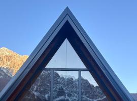 SeSam Villas, hotel with hot tubs in Theth