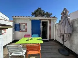 Maison de Vacances avec Piscine Chauffée, Proche Mer à Brétignolles-sur-Mer - FR-1-224A-69