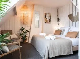 Seaside Suite In Perfect Spot