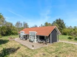 Cozy Home In Vejby With Sauna
