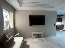 Modern Apartment in Casablanca & beach Access