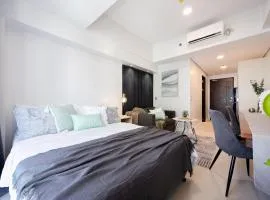 Furnished Studio Rental in Prime Cebu IT Park with Gym, Pool, Fast WiFi and Netflix