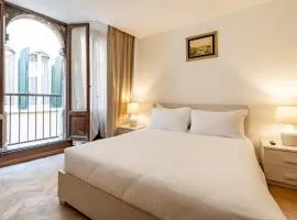 Torre dell'orologio Apartment by Bricola Apartments