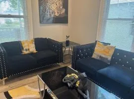 Nice & Cozy 3 bedroom Escape