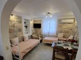 Patriko Stone House