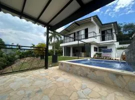 Villa Los Pinos