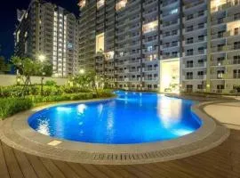 The Atherton by DMCI- 2BR FREE PARKING