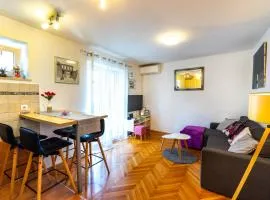 Apartment Dumaneo Art - Two Bedroom Apartment