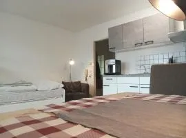 Komplette schöne Wohnung In Seenähe Attersee und Traunsee Oberösterreich direkte Buchung möglich keine Freigabe erforderlich Raumüberlassung kein WLAN kein TV siehe Hinweise unter Gastgeber