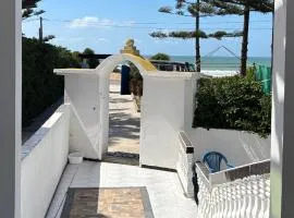 Seaside apartment ,Garden Level with Stunning Ocean View