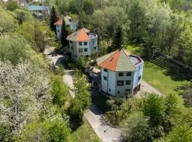 Villa Octogon Câmpina