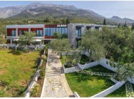 Alban Eco Hotel, hotel v mestu Dhërmi