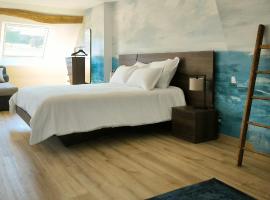 Gîte Champagne Philippe Moutardier - Suite parentale Equilibre, hotel in Chézy-sur-Marne