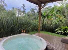 Exclusivo Cocora con Jacuzzi Salento Quindio, hotel i Salento