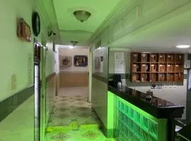 HOTEL DEl PARQUE