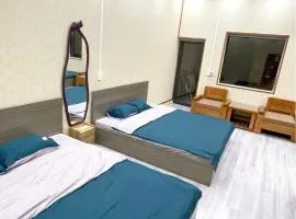cat homestay